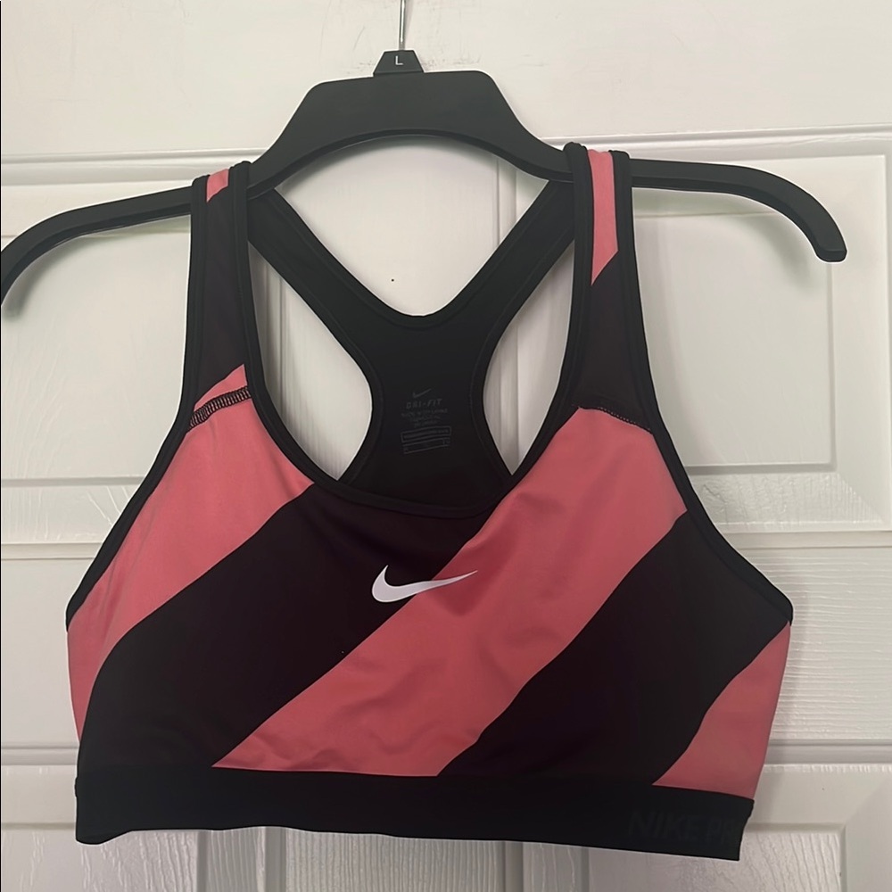 Nike Women's Pink and Black Sports Bra XL
